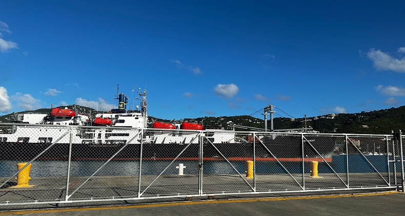 ship arriving