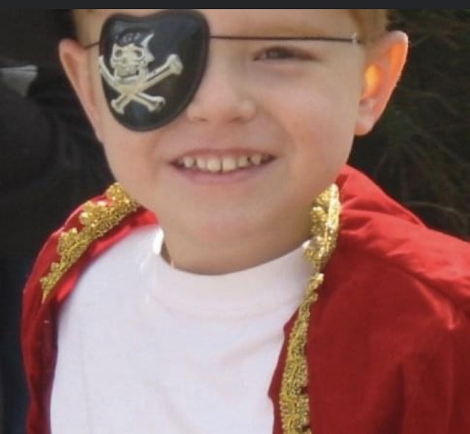 chett as a pirate