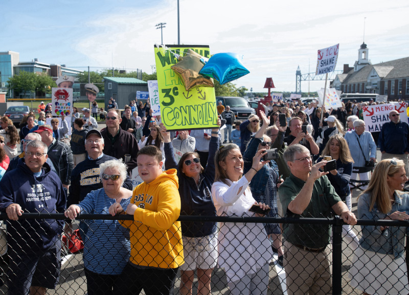 Sea Term 2021 families watching ship return