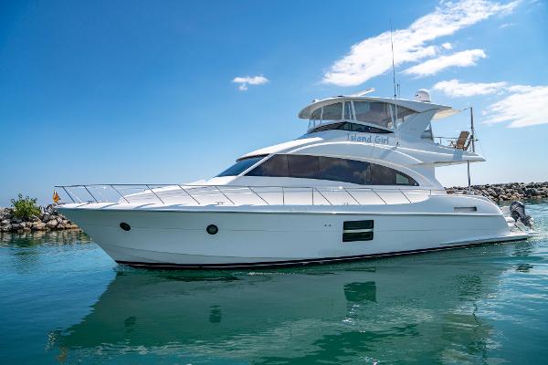 67 foot Heteras yacht