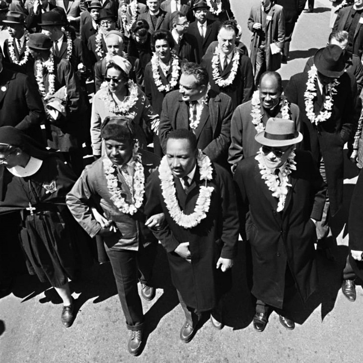 ML King arrives in Montgomery