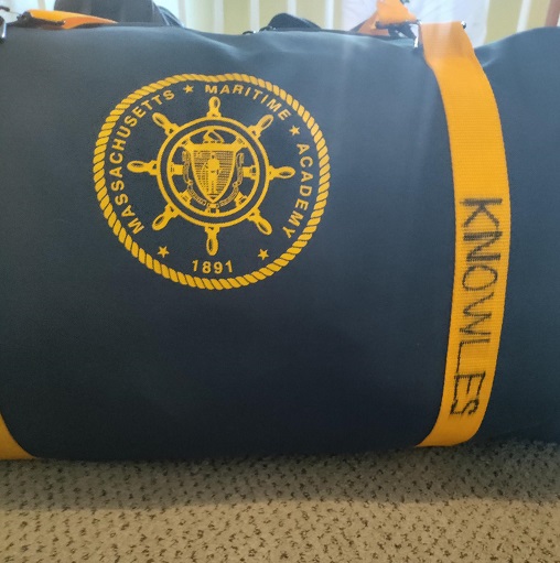 zipped sea bag
