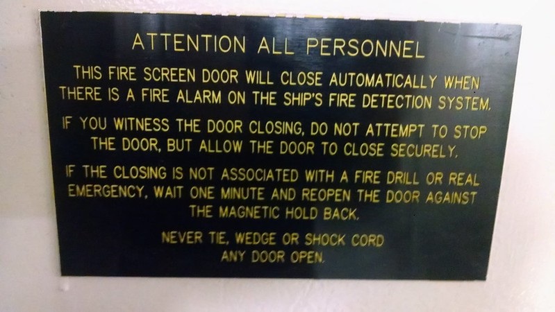 fire screen door sign