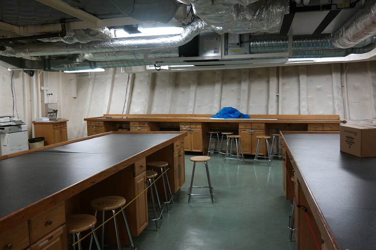 classroom on the ship, walls curve