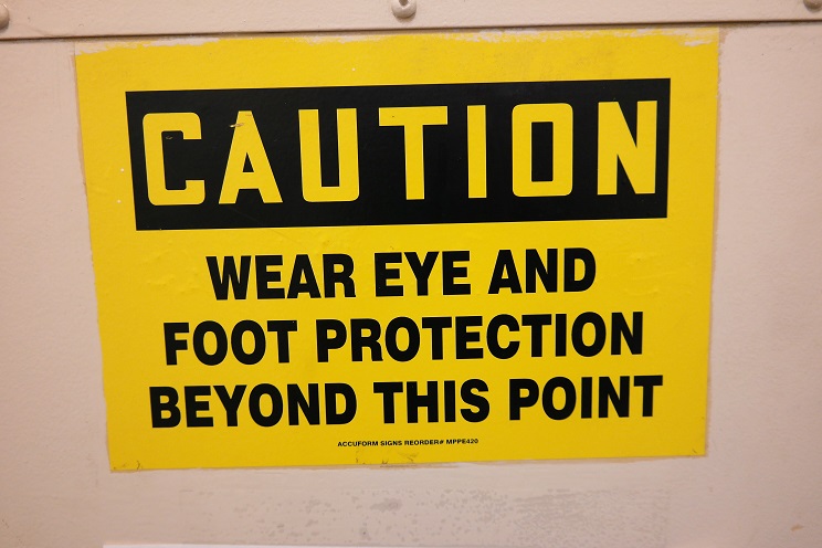 eye protection sign