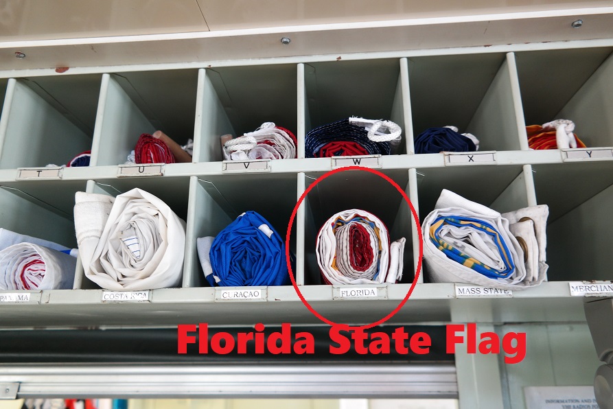 florida flags in cubbie on Bridge