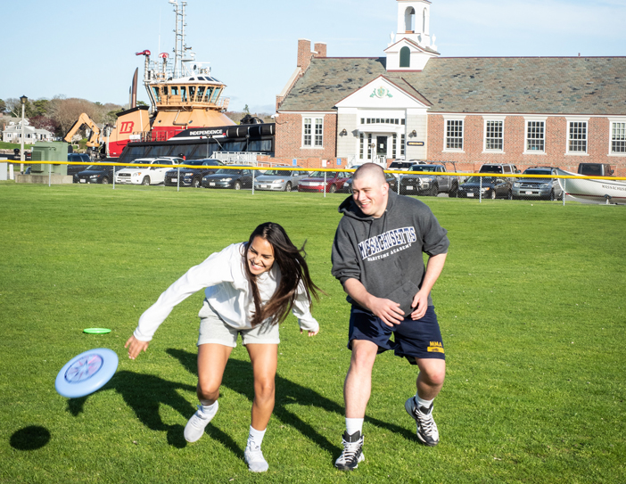 Frisbee playing