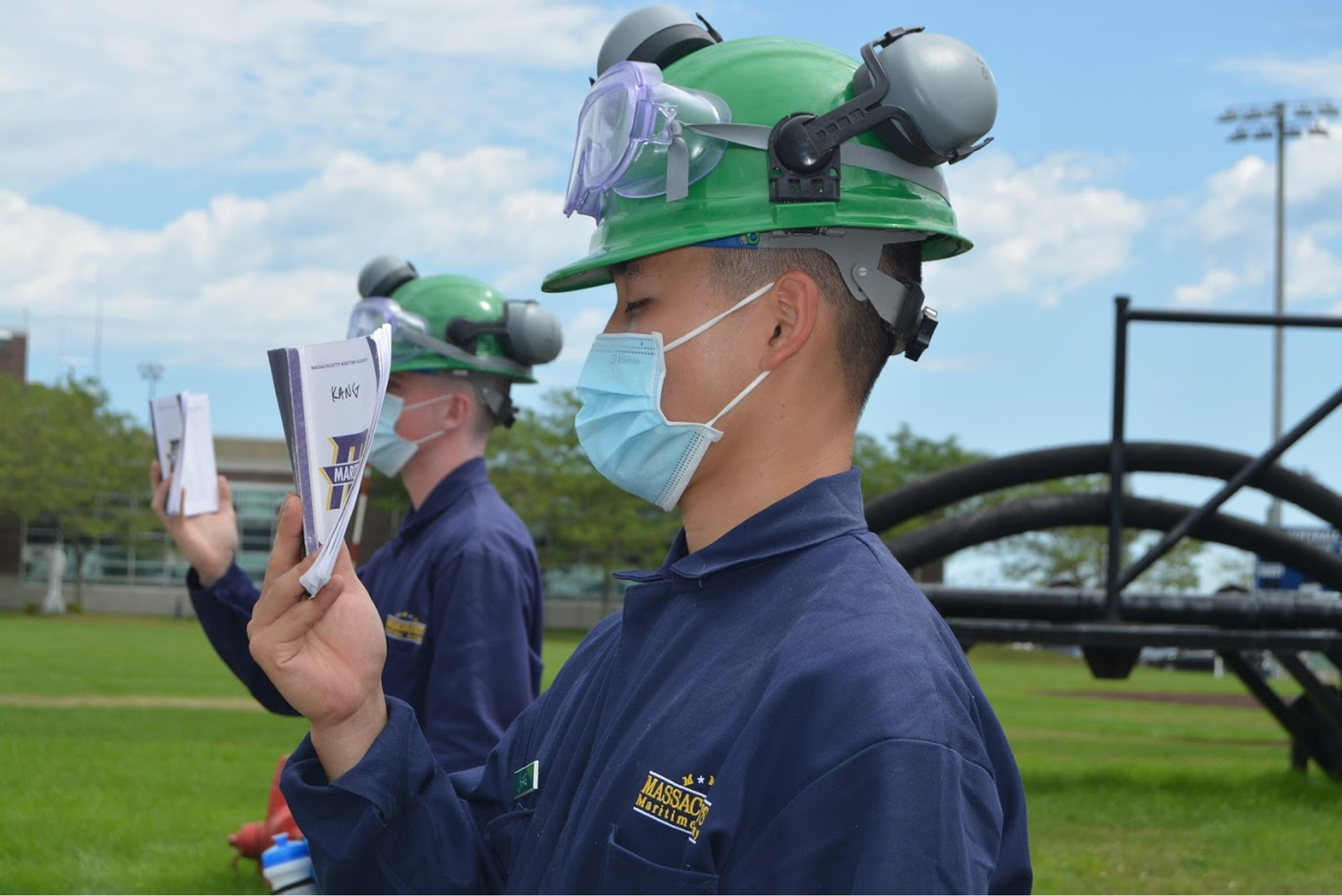 cadets reading chafing gear at orientation