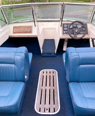 1  Cockpit shown, blue seats with teak accents 